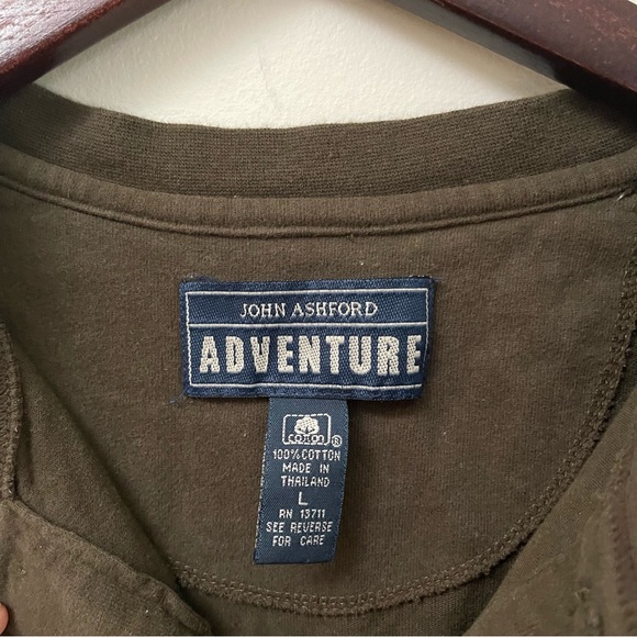 Men’s John Ashford Adventure Tee - Picture 3 of 10